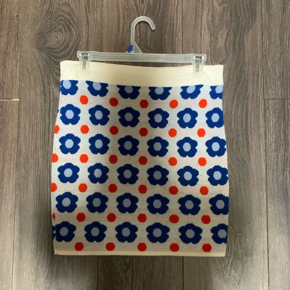 JW ANDERSON Dresses & Skirts - JW Anderson Floral Knit Miniskirt *ALL OFFERS WILL BE DECLINED*